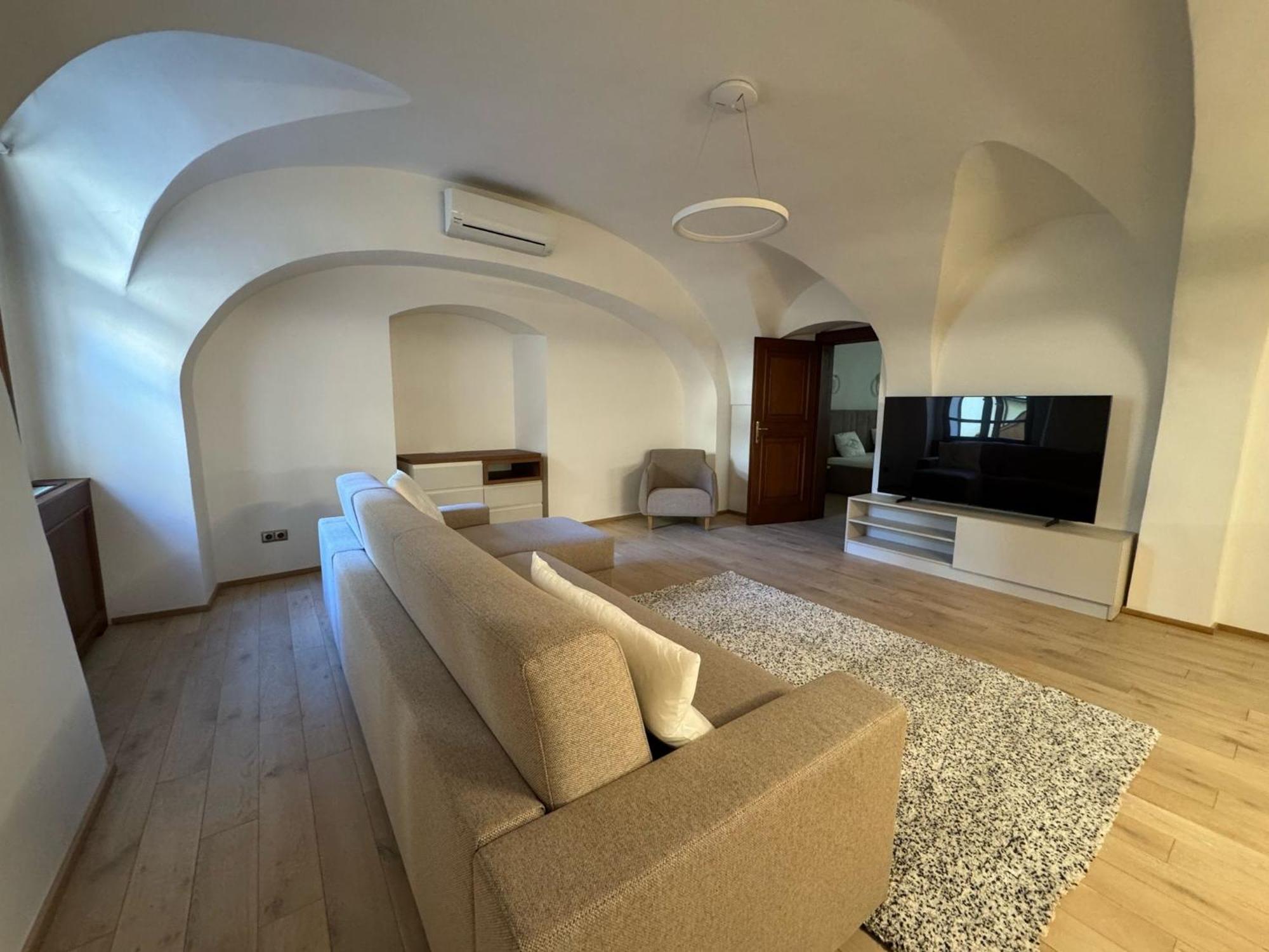 Hotel U 3 Pstrosu Praha Bagian luar foto