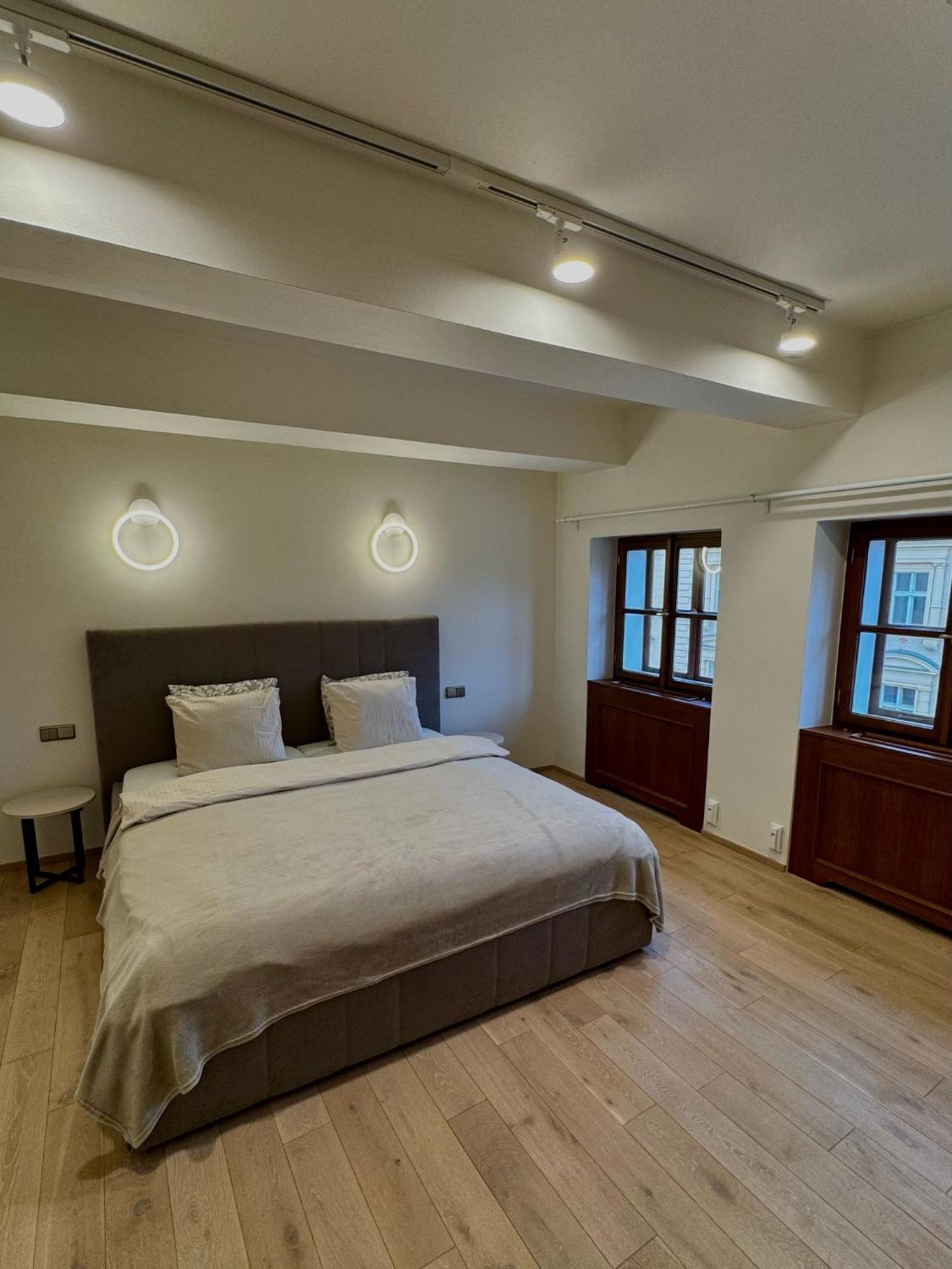 Hotel U 3 Pstrosu Praha Bagian luar foto