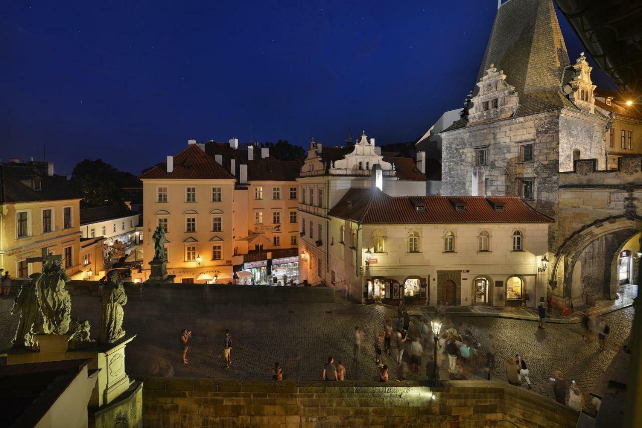 Hotel U 3 Pstrosu Praha Bagian luar foto